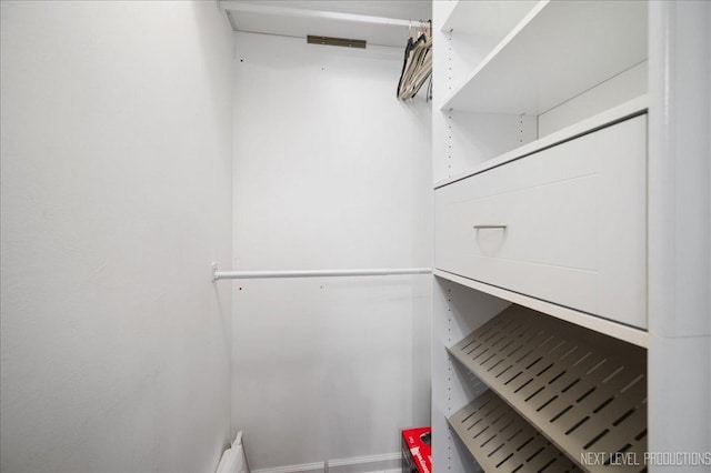 1200 Crestview Dr, Batavia, IL 60510 - view of walk in closet