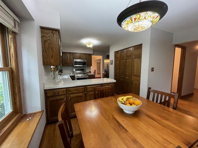 10S305 Havens Dr, Downers Grove, IL 60516 - dining room featuring dark wood-type flooring