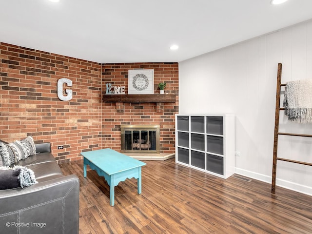 8228 W 140th St Unit 8228, Orland Park, IL 60462 - living area featuring wood finished floors, recessed lighting, and a fireplace