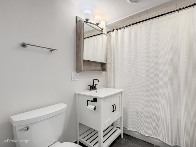 19 Indian Dr, Clarendon Hills, IL 60514 - bathroom with vanity, a shower with shower curtain, and tile patterned flooring