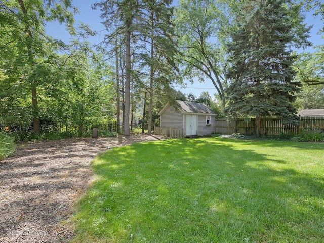19 Indian Dr, Clarendon Hills, IL 60514 - fenced backyard featuring a storage unit