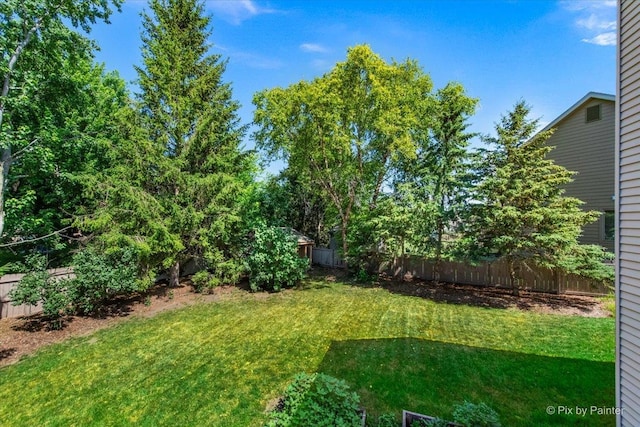 746 Parker Ct, Geneva, IL 60134 - view of fenced backyard