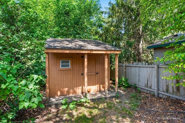 746 Parker Ct, Geneva, IL 60134 - view of shed