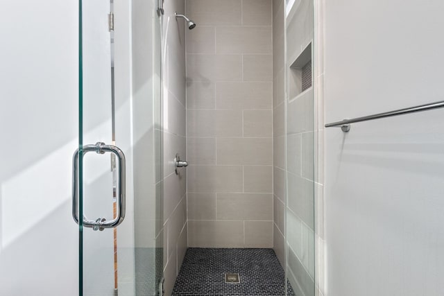 1123 W 19th St, Chicago, IL 60608 - full bathroom featuring a stall shower