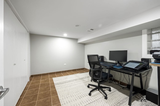 1123 W 19th St, Chicago, IL 60608 - office featuring dark tile patterned flooring and recessed lighting