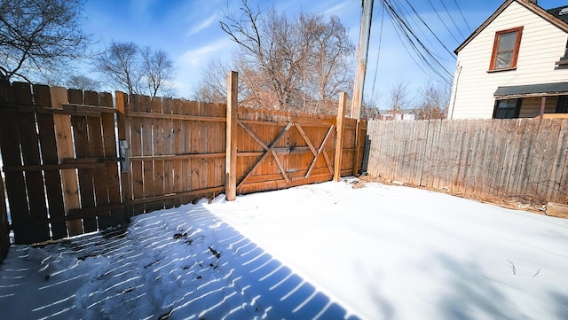 7250 S Morgan St, Chicago, IL 60621 - view of yard