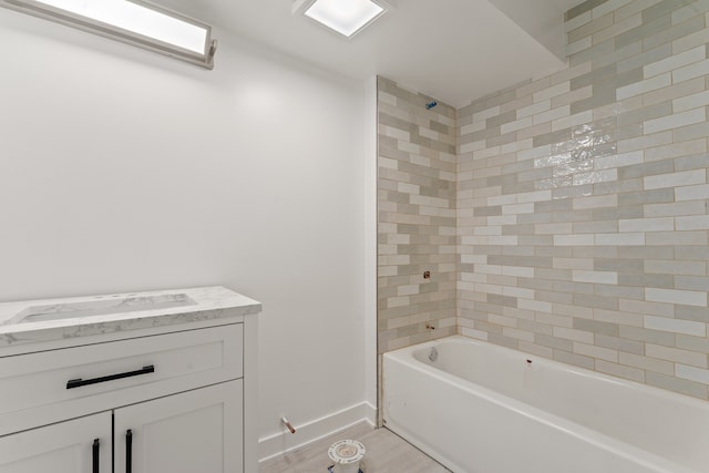 4424 S University Ave, Chicago, IL 60653 - full bath with tub / shower combination and vanity