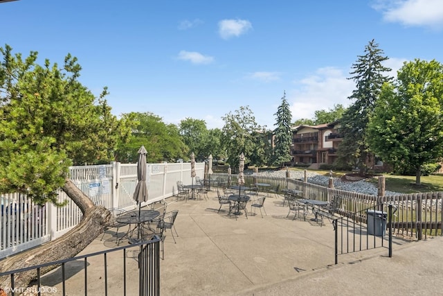 5204 Midlothian Unit 214, Crestwood, IL 60418 - view of community featuring a patio and outdoor dining space
