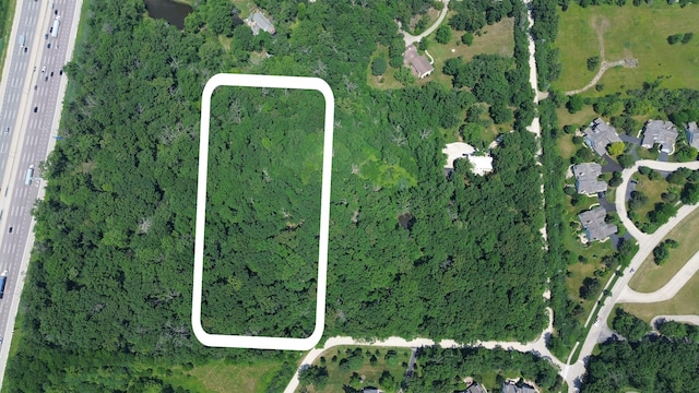 2150 W Saunders Rd, Lake Forest, IL 60045