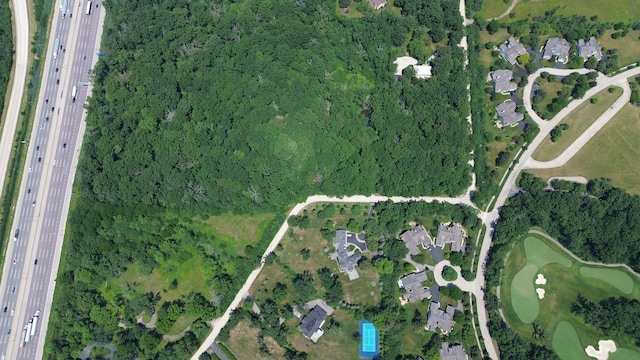 2150 W Saunders Rd, Lake Forest, IL 60045