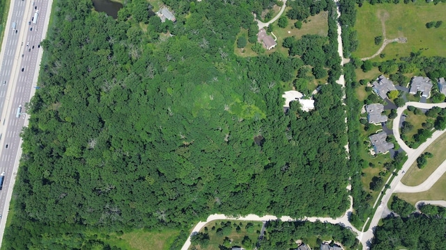 2150 W Saunders Rd, Lake Forest, IL 60045