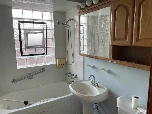 2020 W 53rd Pl, Chicago, IL 60609 - full bathroom featuring tub / shower combination and a sink