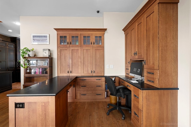 849 W Monroe St Unit Ph5, Chicago, IL 60607 - office with dark wood-style floors and recessed lighting