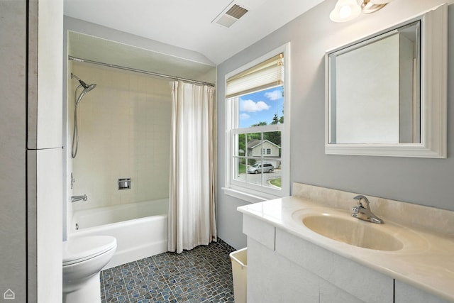 2907 Orchard Ave, Wilmette, IL 60091 - bathroom with vanity and shower / bath combo with shower curtain