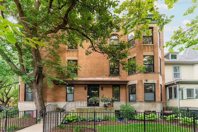 1630 W Sunnyside Ave Unit 2W, Chicago, IL 60640 - photo 1