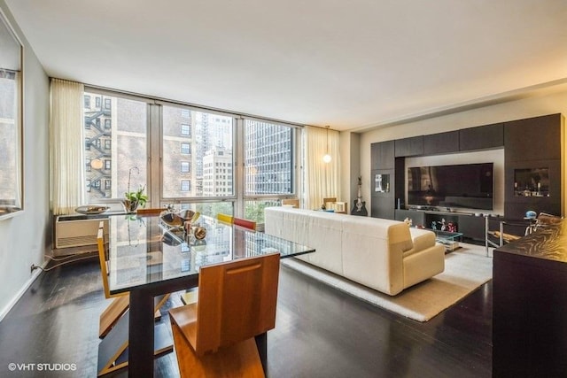 880 N Lake Shore Dr Unit 6F, Chicago, IL 60611 - dining area featuring dark wood-style flooring and a wall mounted AC