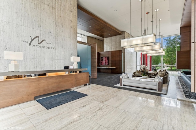 500 W Superior St Unit 1504, Chicago, IL 60654 - welcome area with a high ceiling