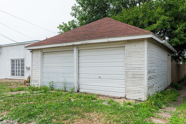 324 N 6th St, Dekalb, IL 60115 - view of detached garage