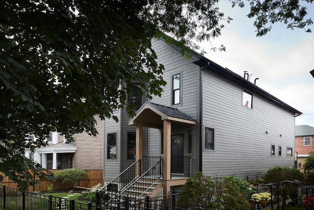 2106 N Campbell Ave, Chicago, IL 60647 - photo 1