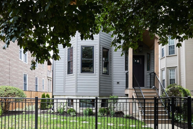 2106 N Campbell Ave, Chicago, IL 60647 - photo 2