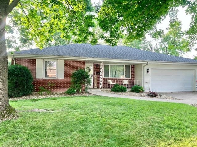 1413 Eustace Dr, Dixon, IL 61021 - photo 1