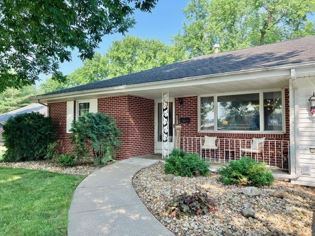 1413 Eustace Dr, Dixon, IL 61021 - photo 2