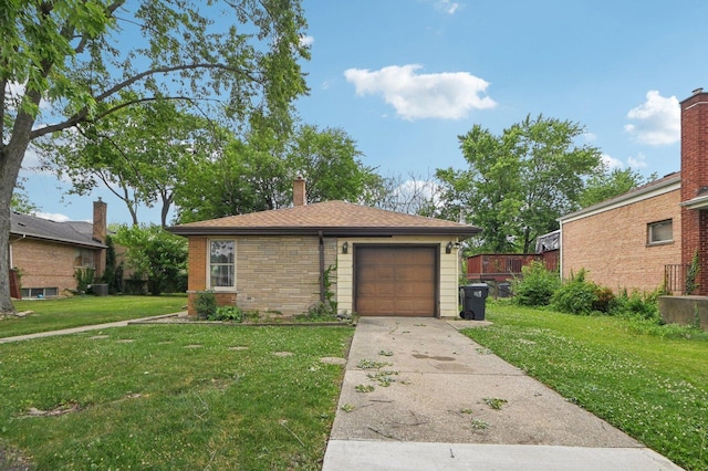 924 E 159th Pl, South Holland, IL 60473 - garage featuring concrete driveway