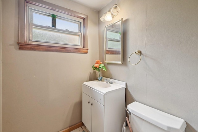 924 E 159th Pl, South Holland, IL 60473 - bathroom featuring vanity and healthy amount of natural light