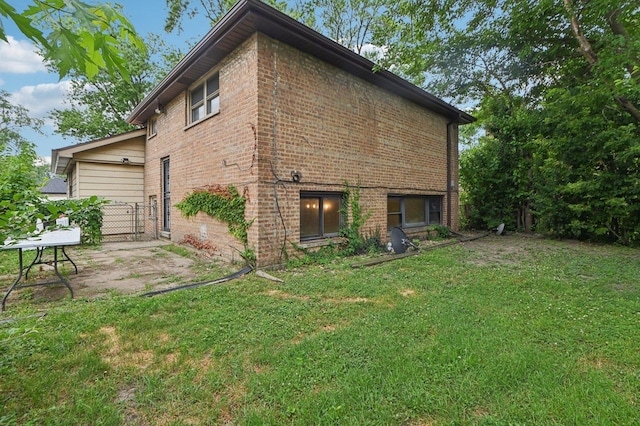 924 E 159th Pl, South Holland, IL 60473 - rear view of property with brick siding