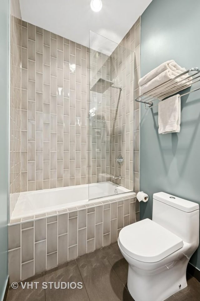 2125 N Mozart St Unit 3, Chicago, IL 60647 - full bathroom with toilet and tiled shower / bath combo