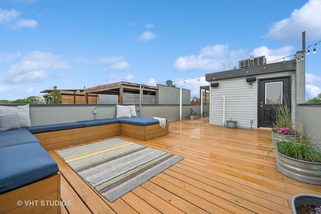 2125 N Mozart St Unit 3, Chicago, IL 60647 - view of deck