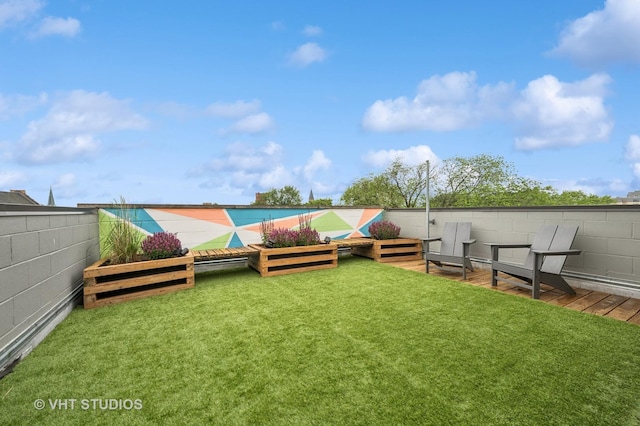 2125 N Mozart St Unit 3, Chicago, IL 60647 - view of grassy yard