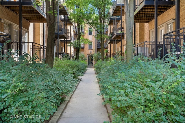 2239.5 N Lincoln Ave Unit 1A, Chicago, IL 60614 - photo 1