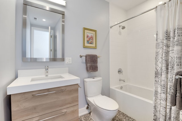 2413 W Fullerton Ave Unit 3, Chicago, IL 60647 - full bath with vanity and shower / bath combination with curtain