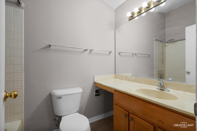 61 King Dr, Streamwood, IL 60107 - full bath with vanity and shower / washtub combination