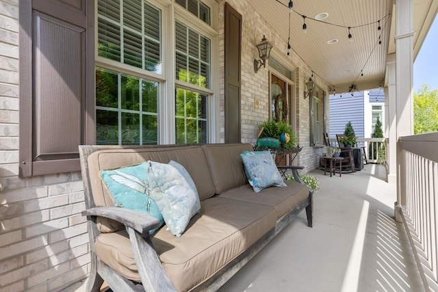 700 E Sunnyside Ave, Libertyville, IL 60048 - view of covered porch