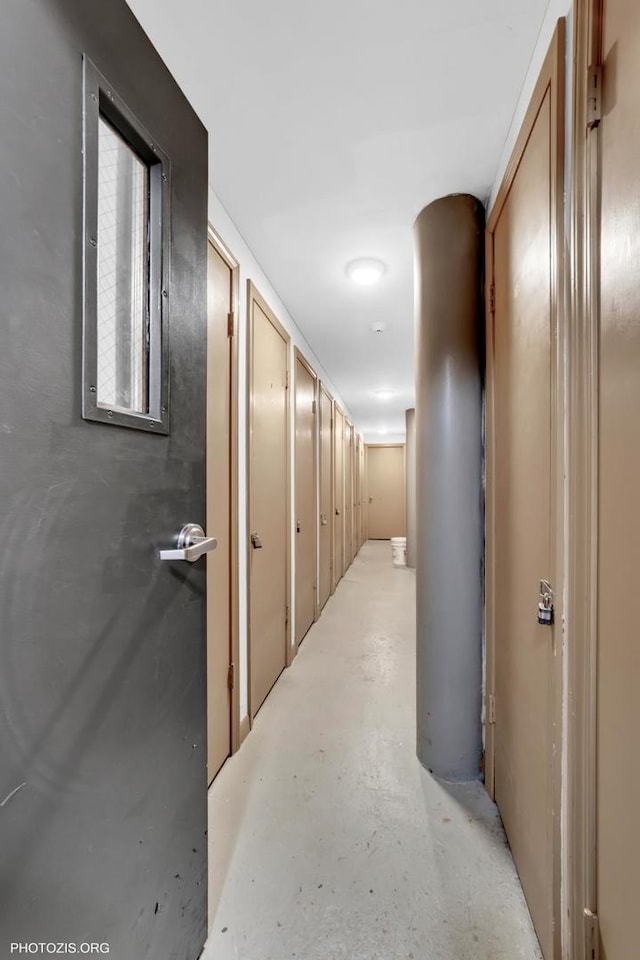 300 Thames Pkwy Unit 2A, Park Ridge, IL 60068 - hallway with concrete floors