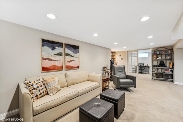 530 S Vail Ave, Arlington Heights, IL 60005 - living room featuring recessed lighting and light carpet