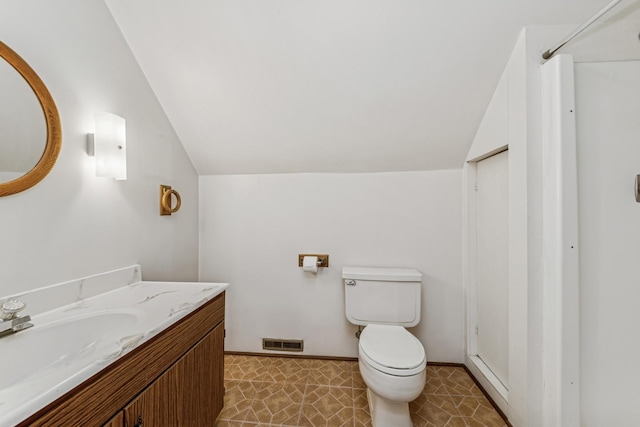456 Grove St, Wood Dale, IL 60191 - bathroom featuring lofted ceiling and vanity