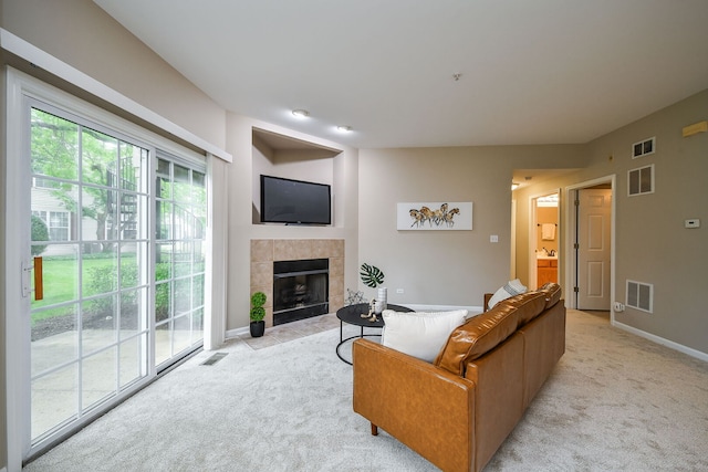 838 Stuarts Dr, Saint Charles, IL 60174 - living room with light colored carpet and a tile fireplace