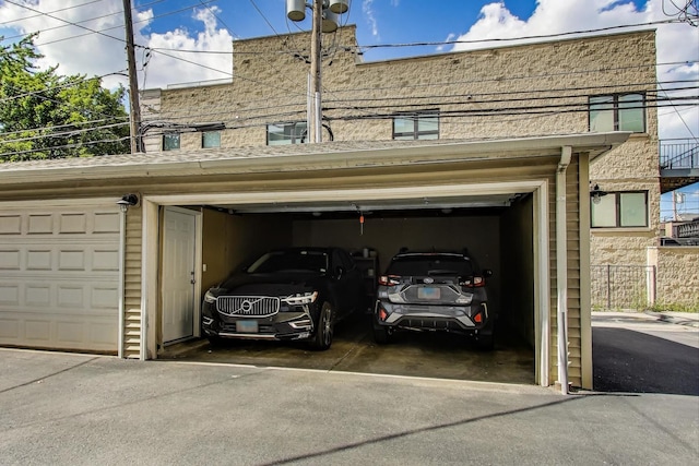 1601 N Paulina St Unit 2D, Chicago, IL 60622 - view of garage
