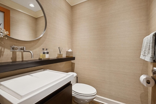 2446 N Janssen Ave, Chicago, IL 60614 - half bath featuring toilet and vanity