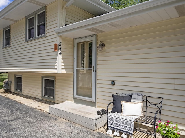 0S544 E St, Winfield, IL 60190 - property entrance featuring a patio