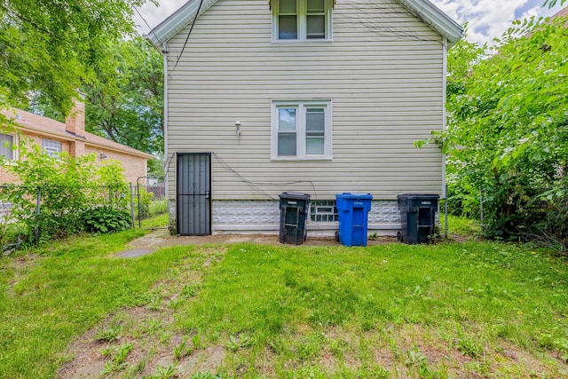 12452 S Eggleston Ave, Chicago, IL 60628 - rear view of property