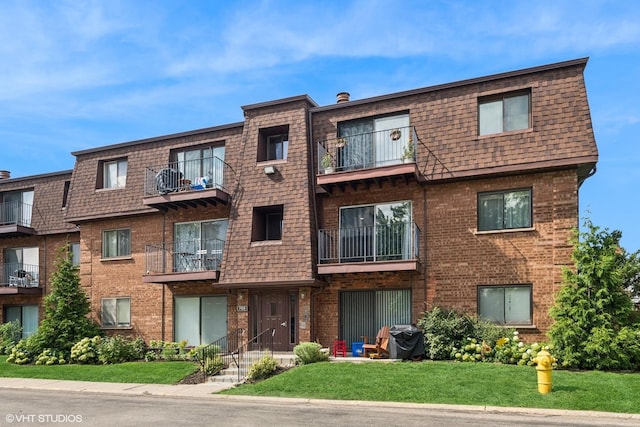 700 Cobblestone Cir Unit D, Glenview, IL 60025 - photo 1