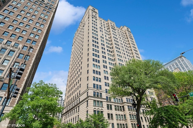 1500 N Lake Shore Dr Unit 5B, Chicago, IL 60610 - view of property