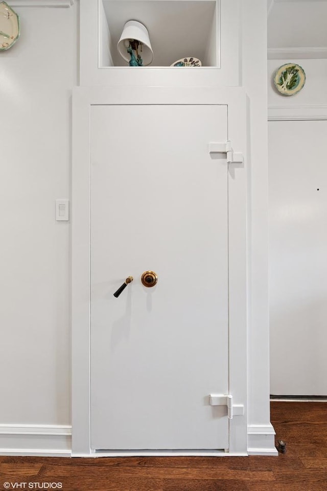 1500 N Lake Shore Dr Unit 5B, Chicago, IL 60610 - detailed view of wood finished floors