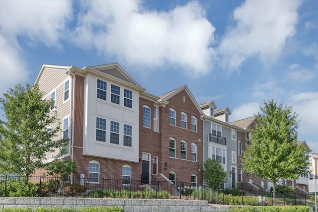 7 Bethel Ln, Schaumburg, IL 60194