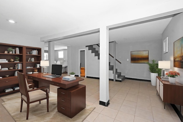 6409 S Champlain Ave, Chicago, IL 60637 - office space with light tile patterned flooring