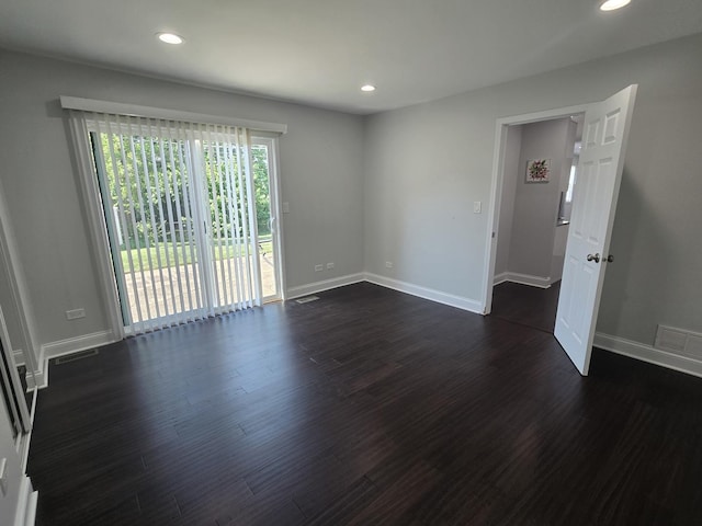 1807 W Locust Ln, Mount Prospect, IL 60056 - unfurnished room with dark wood-style flooring and recessed lighting